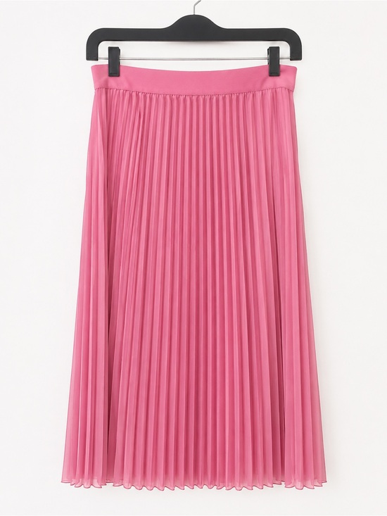 H&M Dresses & Skirts - H&M Pink Pleated Midi Skirt